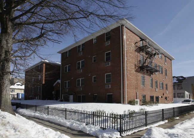 Madison Apartments/Volunteers of America.