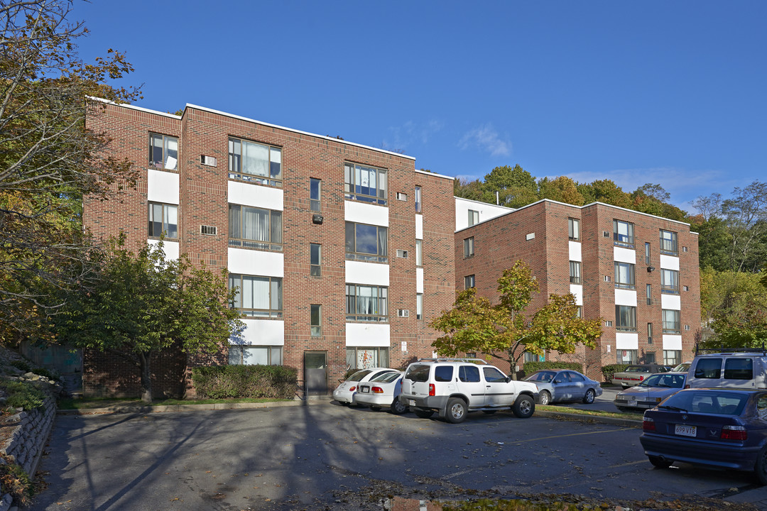 109-111 Tremont Street in Brighton, MA - Building Photo