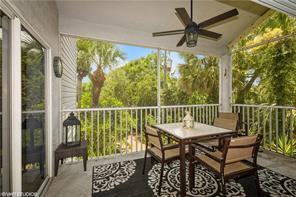 2560 Citrus Lake Dr-Unit -V-201 in Naples, FL - Building Photo - Building Photo