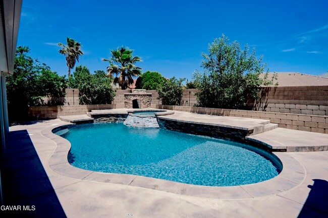 property at 43632 Colony Dr
