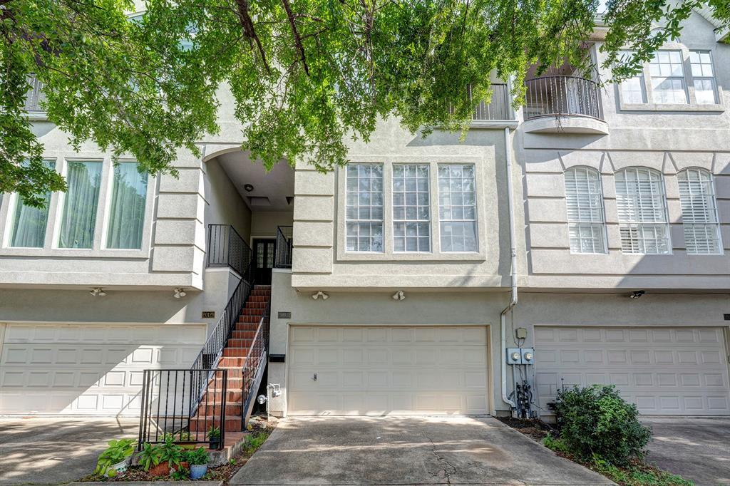 2012 Fairview St in Houston, TX - Building Photo