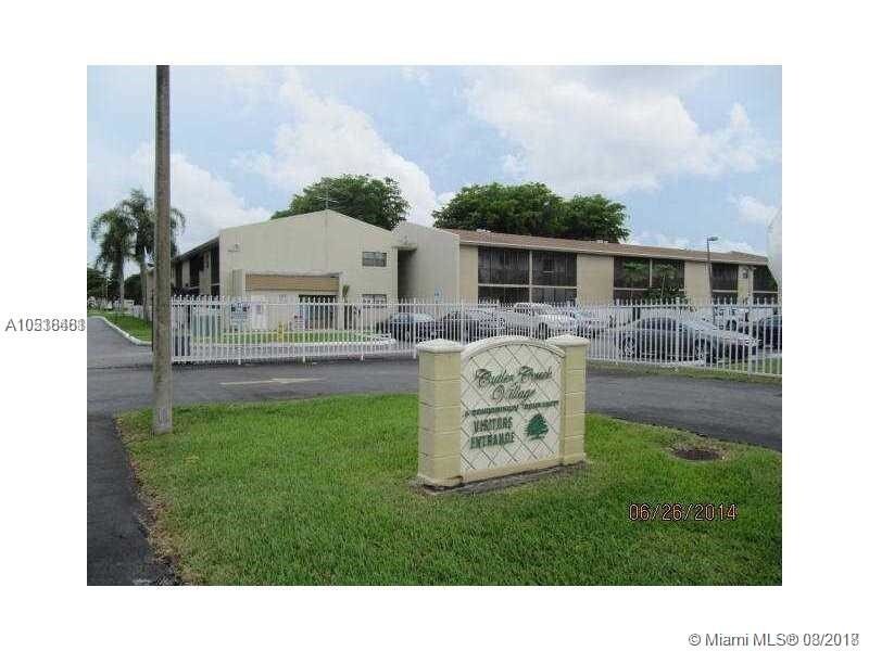 10370 SW 220th St-Unit -229 in Cutler Bay, FL - Building Photo