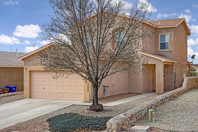 4633 Rimrock Dr