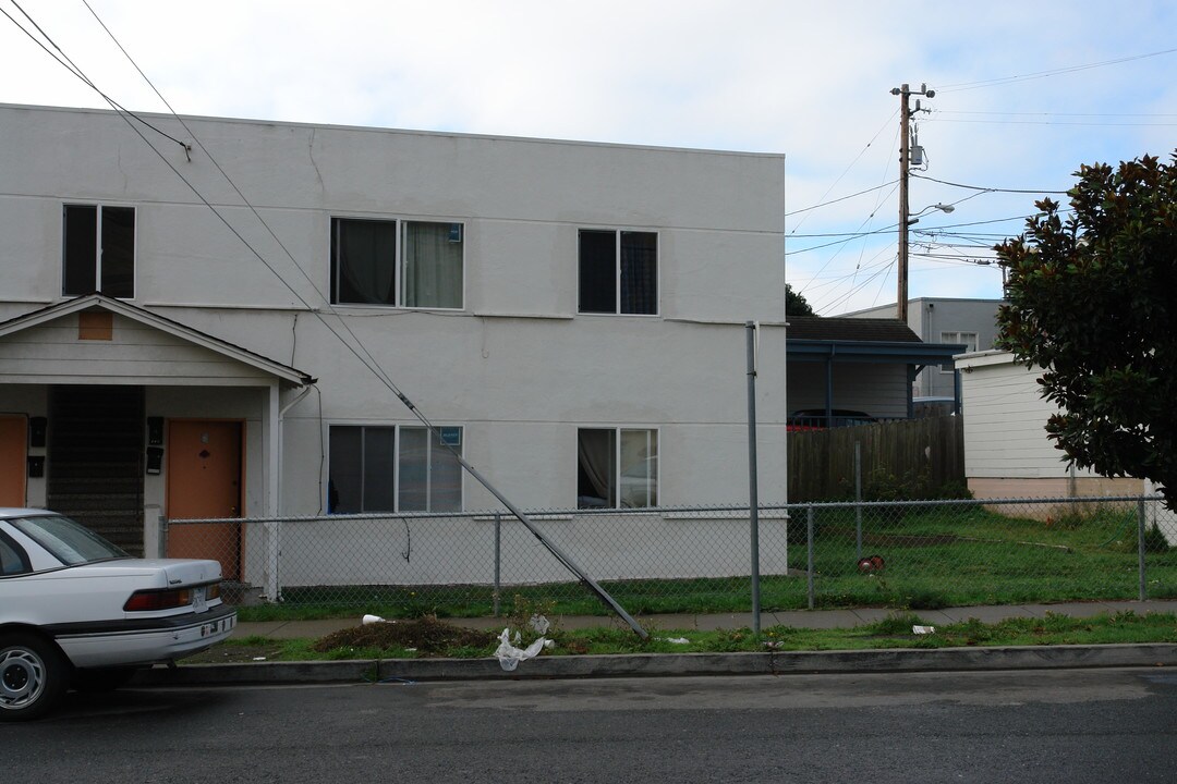 207 Armour Ave in South San Francisco, CA - Foto de edificio