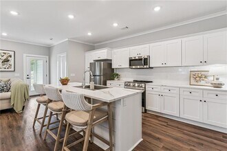 313 Bottlebrush Walk in Brunswick, GA - Building Photo - Building Photo