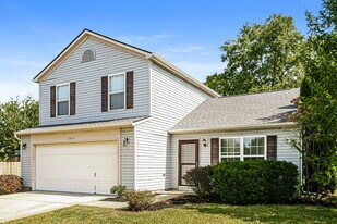 16864 Maraschino Dr in Noblesville, IN - Building Photo