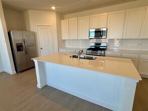 3513 Fox Vly Ln in Crandall, TX - Building Photo - Building Photo