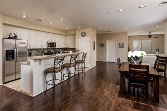 705 W Queen Creek Rd, Unit 2134 in Chandler, AZ - Foto de edificio - Building Photo