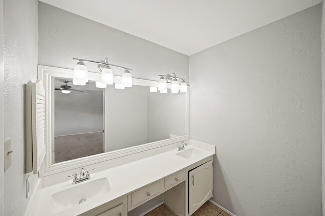 6811 Tara Blue Ridge Dr