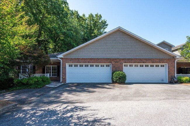 130 Alpine Ct