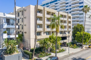 Regency Manor in Los Angeles, CA - Building Photo