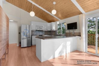 18807 56th Ave NE in Kenmore, WA - Building Photo - Building Photo