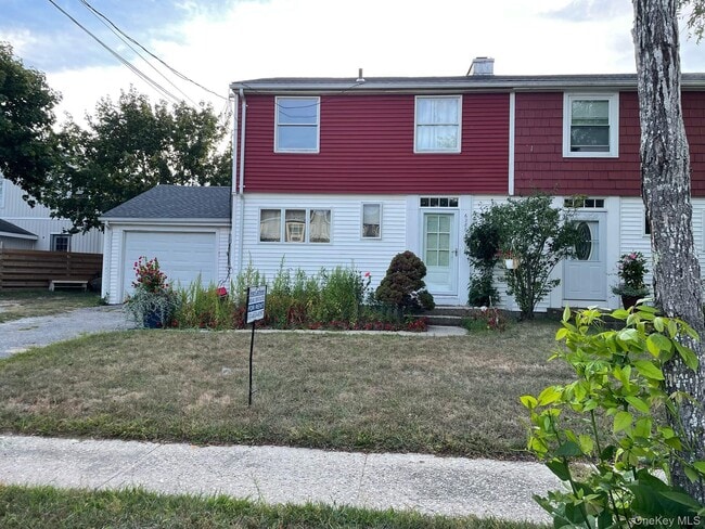 property at 628 Edwards St
