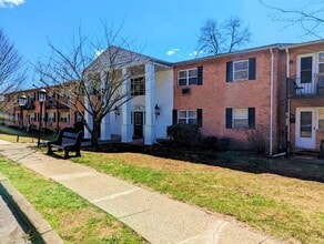 Gateway Terrace in Easton, PA - Building Photo - Interior Photo