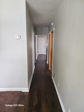 13329 S Buffalo Ave in Chicago, IL - Building Photo - Building Photo