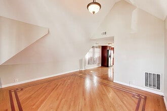 4614 N Springfield Ave in Chicago, IL - Building Photo - Building Photo