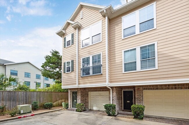 property at 3001 Murworth Dr