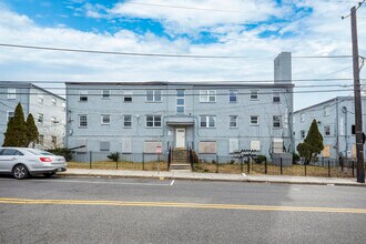 2844 Langston Pl SE in Washington, DC - Building Photo - Building Photo