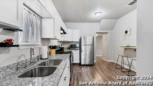 135 Fair Ave in San Antonio, TX - Building Photo - Building Photo