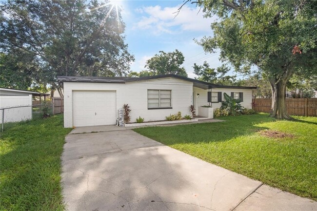 property at 9618 Pineridge Ave