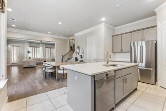 1131 Robbie St in Houston, TX - Building Photo - Building Photo