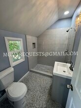 1025 S Victoria Ave in Corona, CA - Building Photo - Building Photo