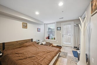 2106 O St NW in Washington, DC - Building Photo - Building Photo