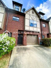 328 Amber Ln in Hoover, AL - Building Photo - Building Photo