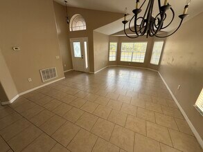 3052 Wild Pepper Ave in Deltona, FL - Building Photo - Building Photo