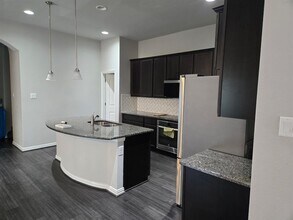 1801 Chimney Dr in Leander, TX - Building Photo - Building Photo
