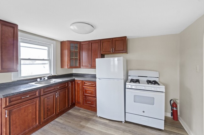 701 Northcliffe Rd in Syracuse, NY - Foto de edificio - Building Photo