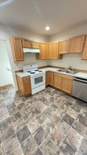 711 E Laurel St in Bellingham, WA - Building Photo - Building Photo