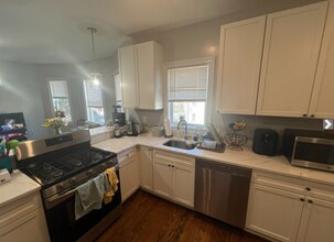 337 Highland Ave, Unit 2 in Somerville, MA - Foto de edificio - Building Photo