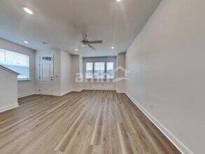 102 Slice Dr, Unit 10-12 in Summerville, SC - Building Photo - Building Photo