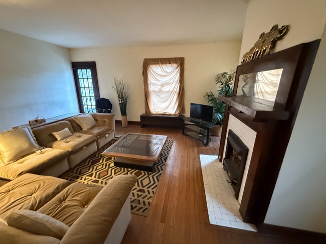 639 Mulberry Ave in Clarksburg, WV - Foto de edificio - Building Photo