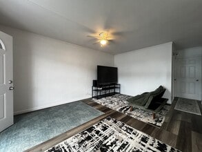 94-309-249 Waikele Rd in Waipahu, HI - Building Photo - Building Photo