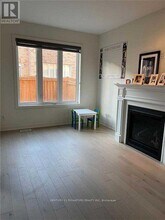 12 Foliage Dr in Brampton, ON - Building Photo - Building Photo