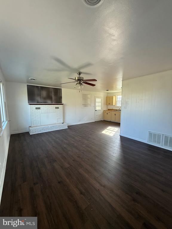 1697 Monroe Bay Cir in Colonial Beach, VA - Building Photo - Building Photo