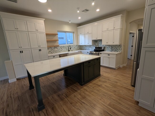 property at 267 E Smoke Tree Rd