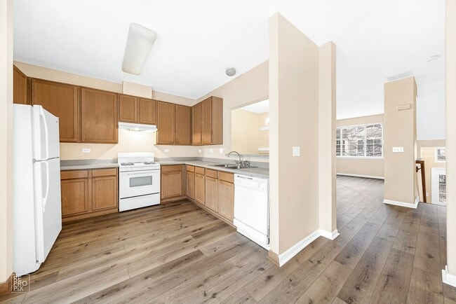 1733 Avalon Ct in Glendale Heights, IL - Building Photo - Building Photo