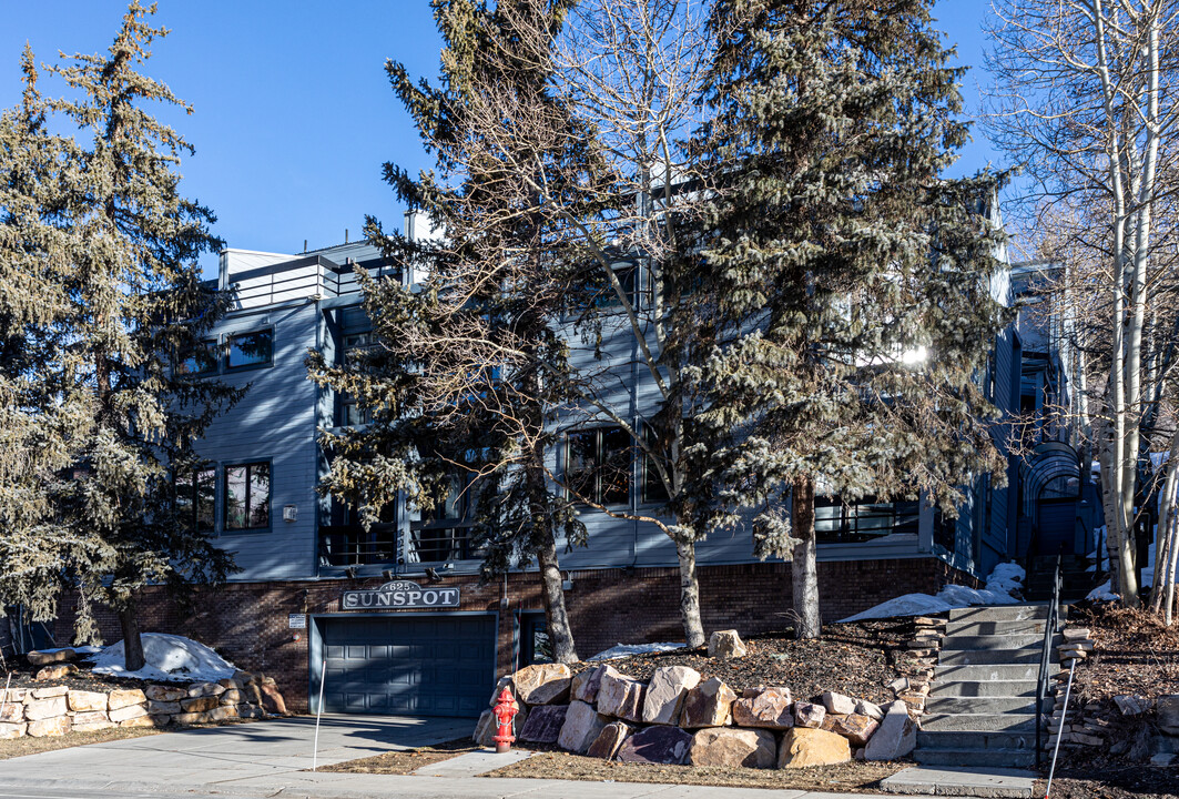 625 Deer Valley Drive in Park City, UT - Building Photo