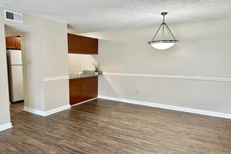The Arts Apartments at Bluebonnet Place in Baton Rouge, LA - Building Photo - Building Photo