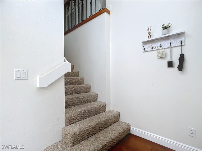 property at 2860 Citrus Lake Dr