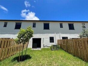9960 SW 228th Terrace in Cutler Bay, FL - Building Photo - Building Photo