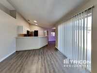 714 Palaiseau Ct in Kissimmee, FL - Foto de edificio - Building Photo