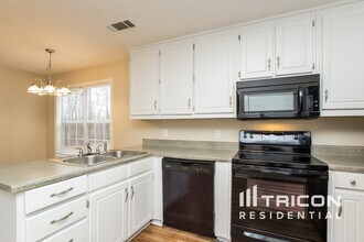 1268 Fly Rod Ln in Loganville, GA - Building Photo - Building Photo