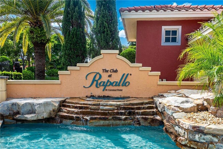 8600 Via Rapallo Dr, Unit 204 in Estero, FL - Building Photo