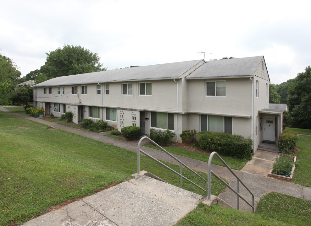 Emory Woods Apartments in Decatur, GA - Building Photo