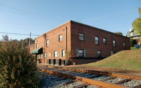 145 Main St in Copperhill, TN - Foto de edificio