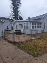 430 W Galena Ave in Freeport, IL - Building Photo - Building Photo